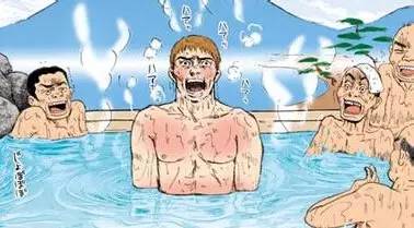 男人洗澡误进女浴池：竟看到惊人一幕！