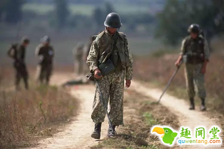 这个会「扫雷」的无人机，能够拯救无数生命！