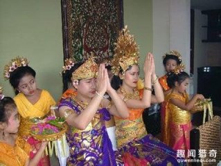 新婚三天不准上厕所...世界奇葩婚俗大盘点