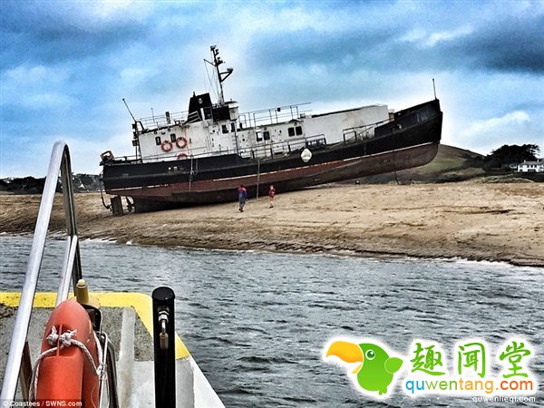 英国滩头漂来80吨幽灵船：1965年下水