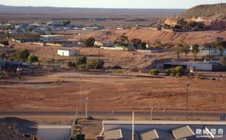 澳大利亚有一个神秘的村庄，这里的人全都