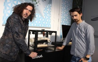 肉疼！老外用3D打印机做纹身，1秒150针