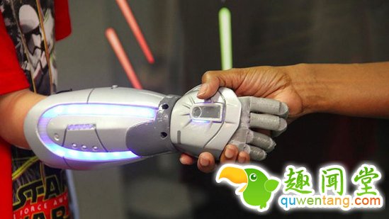 3D打印的迪士尼主题假肢 残疾儿童也能炫酷起来