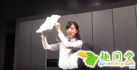 为了整理一件衣物，日本人造了一台机器...