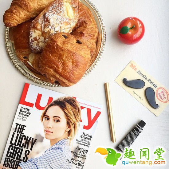 摒弃老套的自拍+v字手，看别人如何心机晒照片！