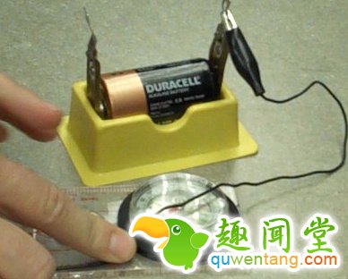 无线充电器是怎么能做到不用电线的？