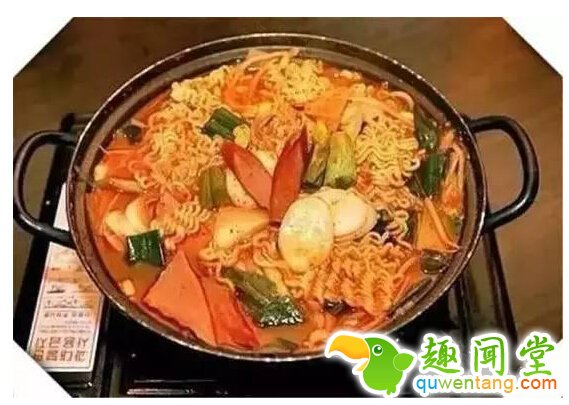 乐趣美食|神一样的吃法，搭配很怪很好吃！