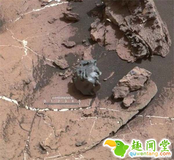 NASA机器人在火星上找到了这颗“诡异的蛋”，分析后才发现它有这么特别的来历--趣味说