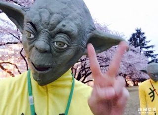 什么鬼！外星人来地球捡垃圾，自称失业已