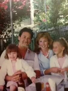 离婚后，她带着女儿从屌丝妈妈逆袭成千万富翁