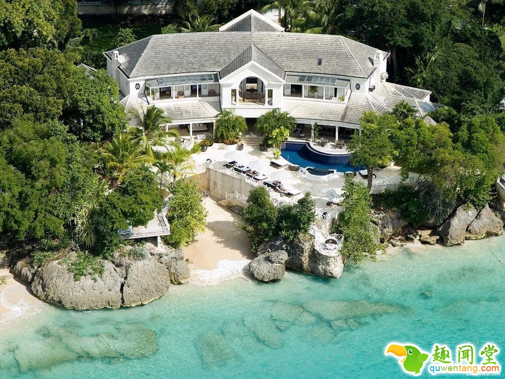 离婚后，她带着女儿从屌丝妈妈逆袭成千万富翁