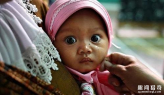 奇葩习俗又狠毒！印度少女“割礼”，贫困