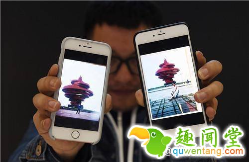 缘分！夫妻相识8年结婚5年 18年前竟在异地合过影